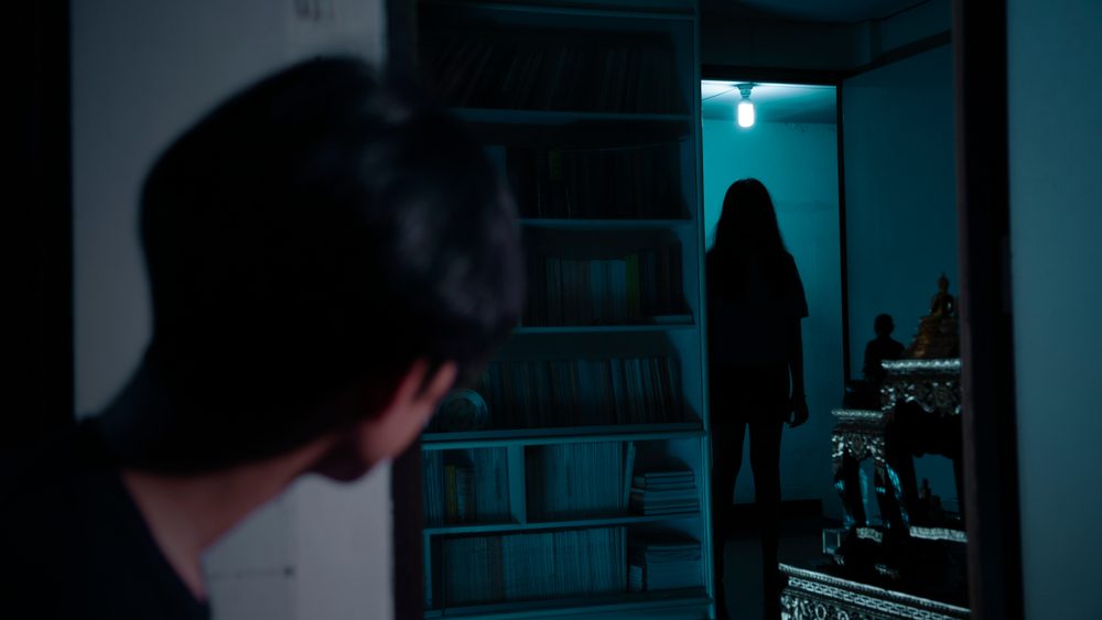 signs you have a ghost