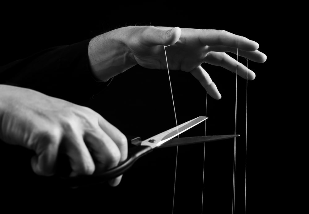 ways to deal with a manipulator